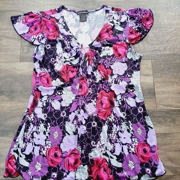 Susan Lawrence Tops - Susan Lawrence sz small floral stretchy blouse